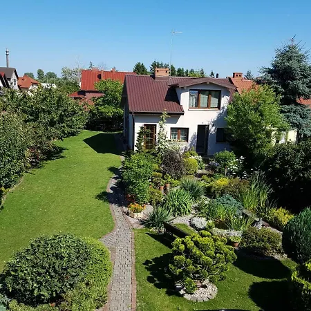 Apartament Z Ogrodem/apartment With Garden Kołobrzeg