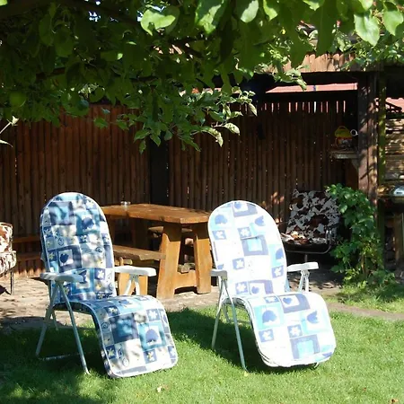Apartament Z Ogrodem/apartment With Garden Διαμέρισμα *