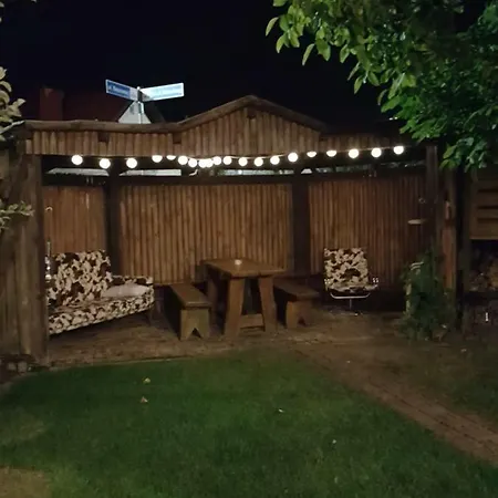 Apartament Z Ogrodem/apartment With Garden *